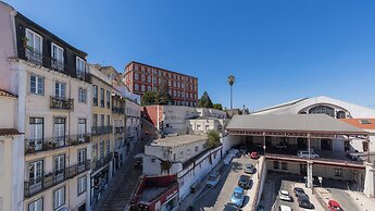 Carmo 43 by LovelyStay