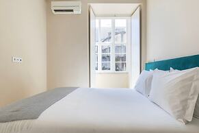 Carmo 43 by LovelyStay