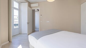 Carmo 43 by LovelyStay