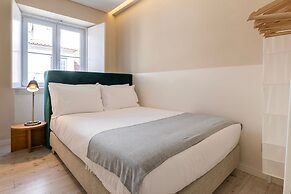 Carmo 43 by LovelyStay