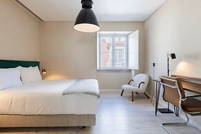 Carmo 43 by LovelyStay