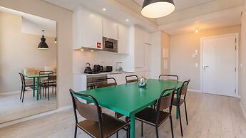 Carmo 43 by LovelyStay