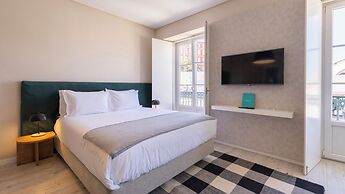 Carmo 43 by LovelyStay