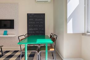 Carmo 43 by LovelyStay