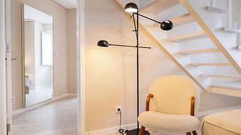 Carmo 43 by LovelyStay