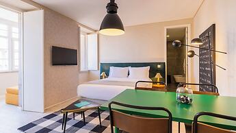 Carmo 43 by LovelyStay