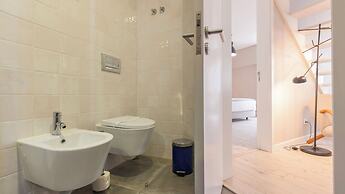 Carmo 43 by LovelyStay