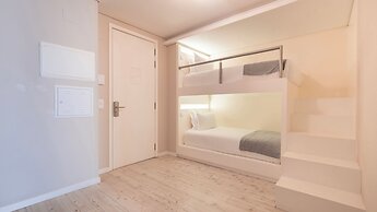 Carmo 43 by LovelyStay