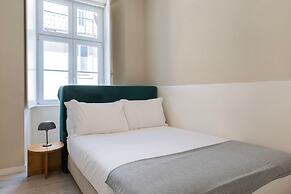 Carmo 43 by LovelyStay