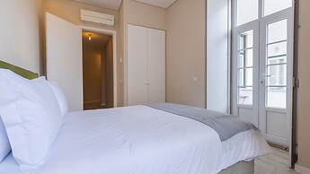 Carmo 43 by LovelyStay