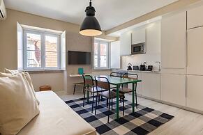 Carmo 43 by LovelyStay