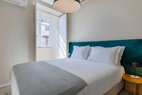 Carmo 43 by LovelyStay