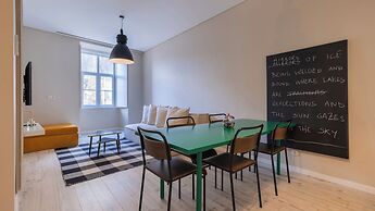 Carmo 43 by LovelyStay