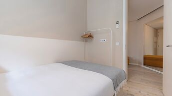 Carmo 43 by LovelyStay