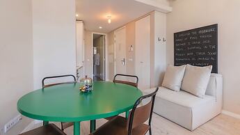 Carmo 43 by LovelyStay