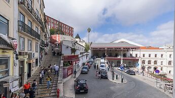 Carmo 43 by LovelyStay