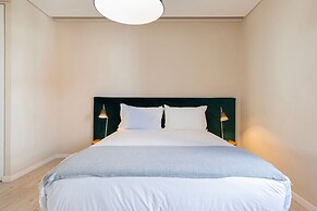 Carmo 43 by LovelyStay