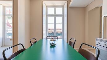 Carmo 43 by LovelyStay