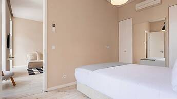 Carmo 43 by LovelyStay