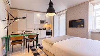 Carmo 43 by LovelyStay