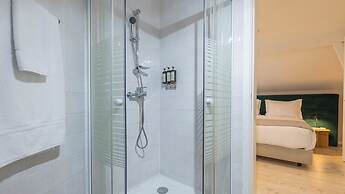 Carmo 43 by LovelyStay