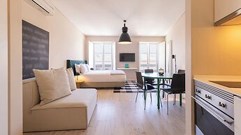 Carmo 43 by LovelyStay