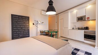 Carmo 43 by LovelyStay