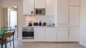 Carmo 43 by LovelyStay