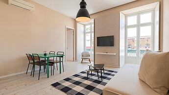 Carmo 43 by LovelyStay