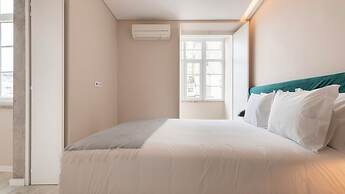 Carmo 43 by LovelyStay