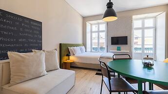 Carmo 43 by LovelyStay