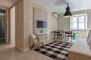 Carmo 43 by LovelyStay