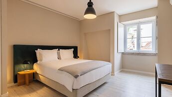 Carmo 43 by LovelyStay