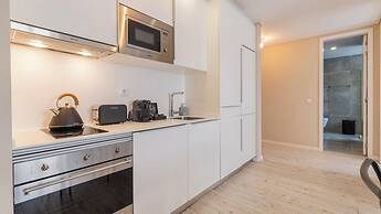 Carmo 43 by LovelyStay