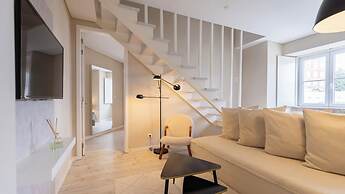 Carmo 43 by LovelyStay