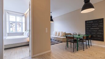 Carmo 43 by LovelyStay