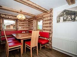 Cozy Cabin With a Great View