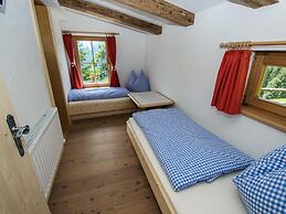 Cozy Cabin With a Great View