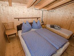 Cozy Cabin With a Great View