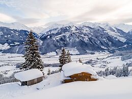 Cozy Cabin With a Great View