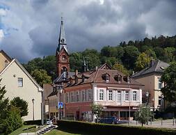 Charming Holiday Home Hinsbourg