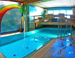 Landhaus Salzburg, Dienten