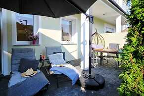 Apartment With a Terrace, Ustronie Morskie