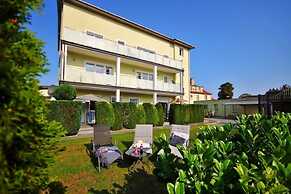 Apartment With a Terrace, Ustronie Morskie