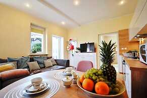 Apartment With a Terrace, Ustronie Morskie