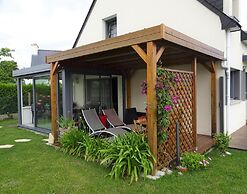 Comfortable Holiday Home, Emerald Coast, Frehel