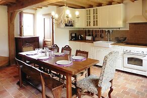 Cottage, St Martin aux Buneaux