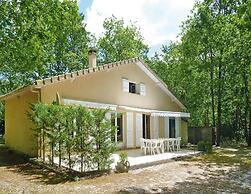Holiday Home, Grayan-et-l'hopital