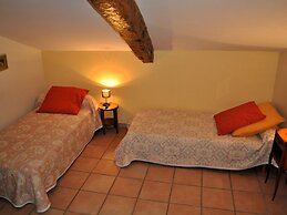 Pretty Stone House With Terrace and Garden, Lussan