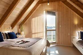 Luxury Holiday Homes, Swimming Pool, Sarbinowo